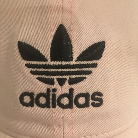 ADIDAS Women’s Fit adjustablestrap BNWT firm price - Picture 5 of 6